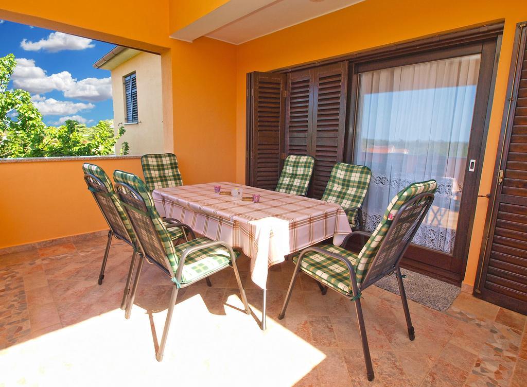 Apartment Mato 1424 Pola Esterno foto