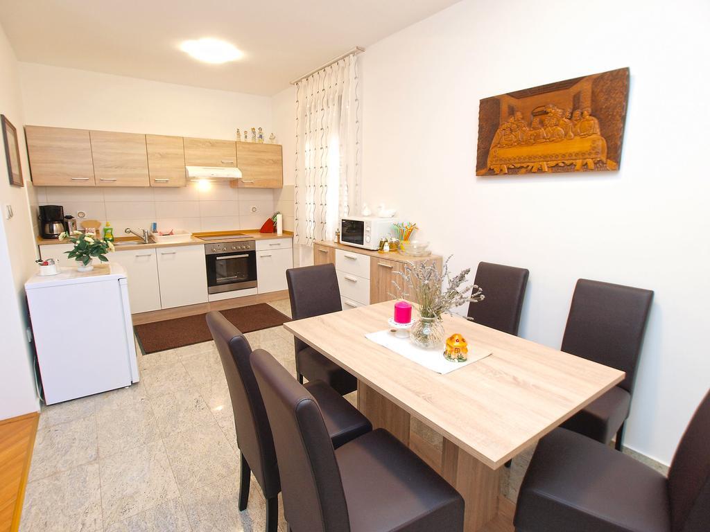 Apartment Mato 1424 Pola Esterno foto